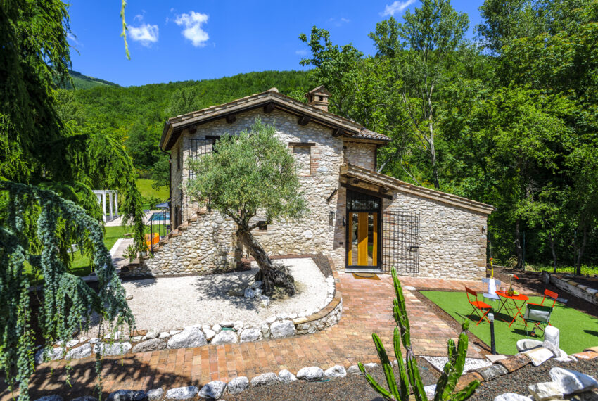casalino-galassi - -marcheholiday-villas_54151091675_o